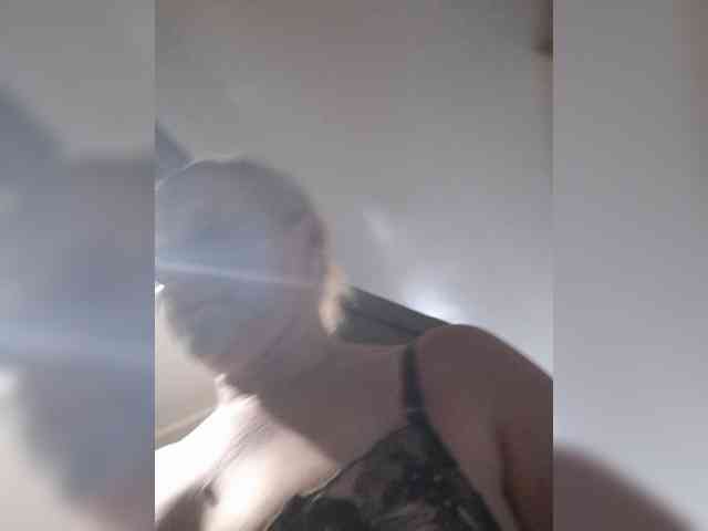 Zlykaa webcam