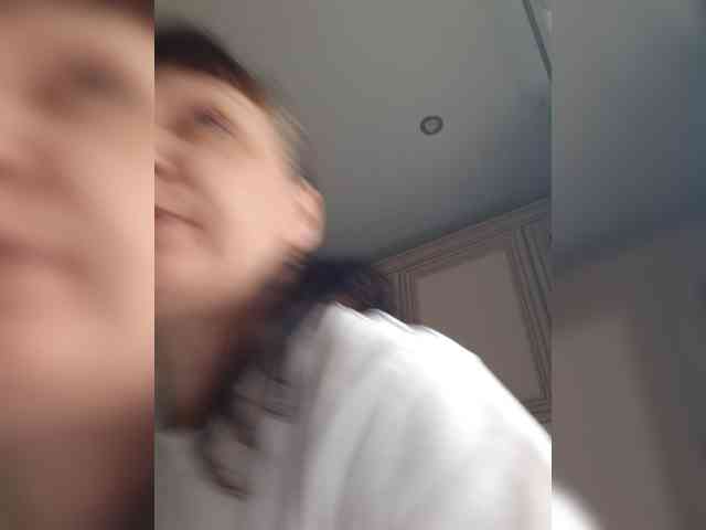 Zlykaa webcam