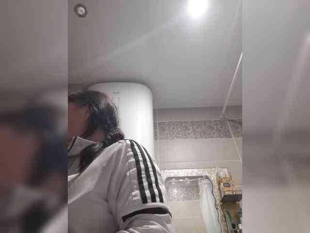 Zlykaa webcam