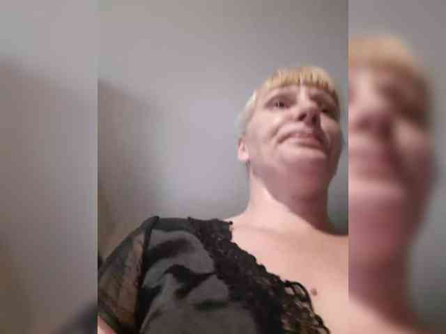 Zlykaa webcam