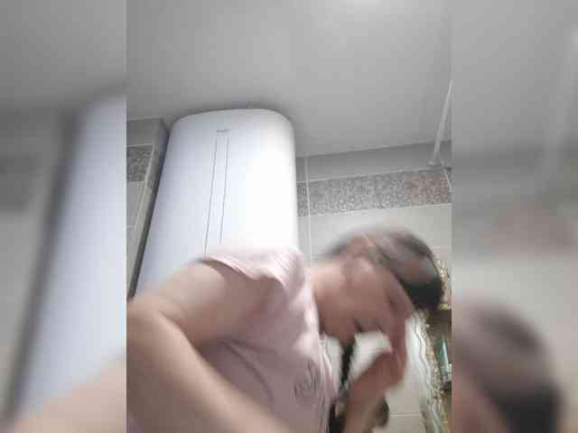 Zlykaa webcam