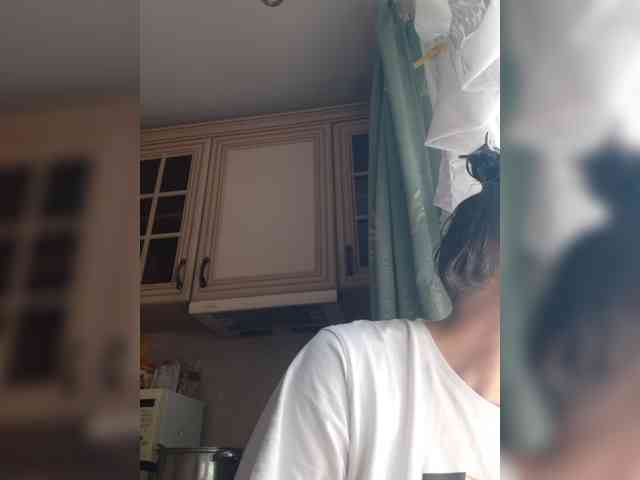 Zlykaa webcam