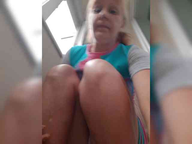 Zlykaa webcam