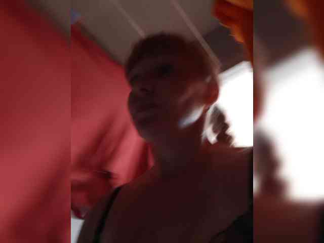 Zlykaa webcam