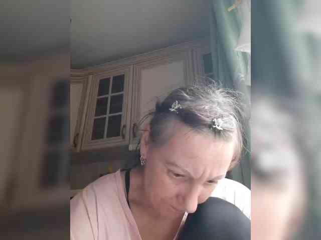Zlykaa webcam