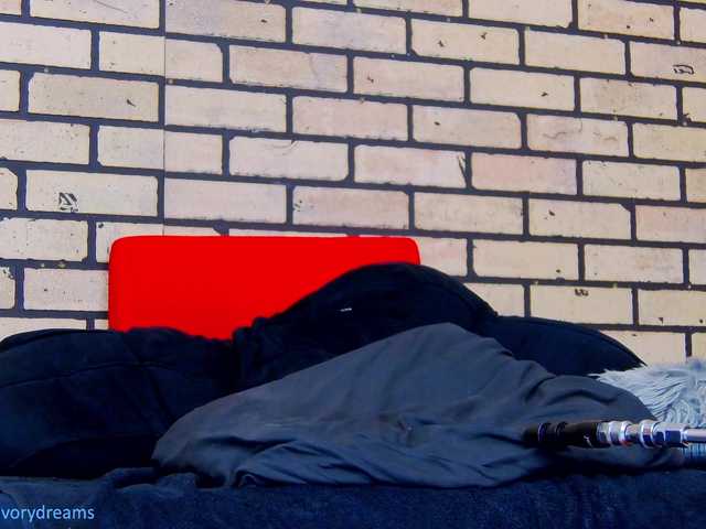 IvoryDreams live webcam show