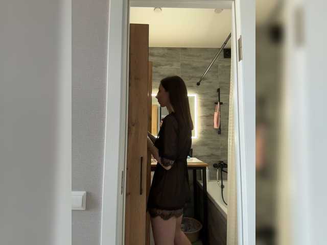 Fina771 live cam on BongaCams