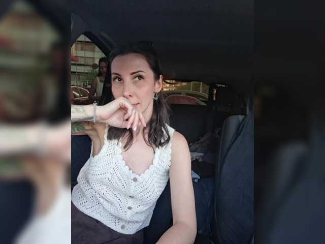 Fina771 live cam on BongaCams