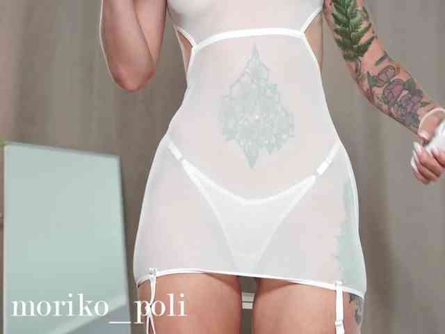 模特: Moriko