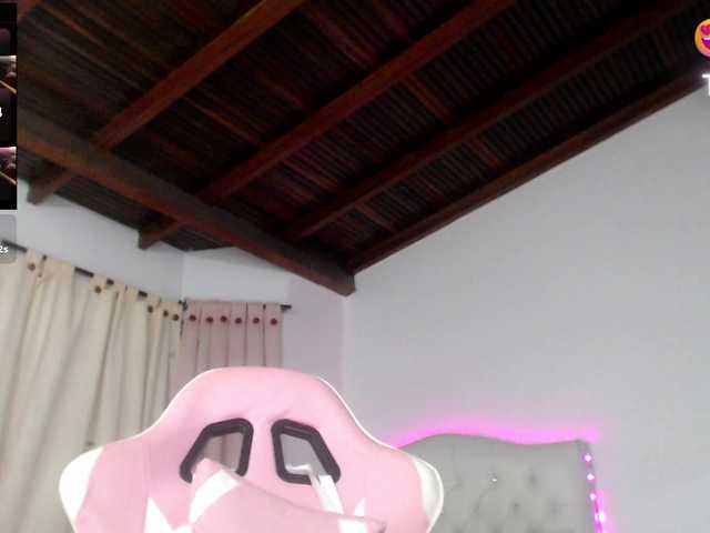 karla-parker live cam on BongaCams