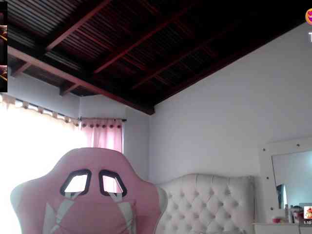 karla-parker webcam