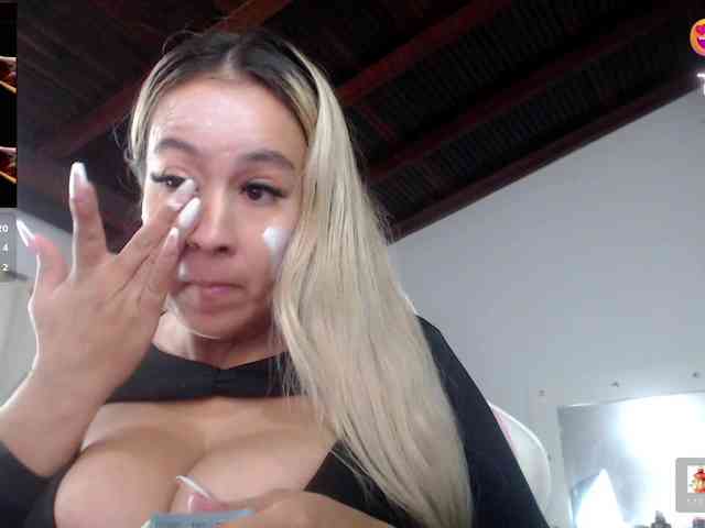 karla-parker webcam