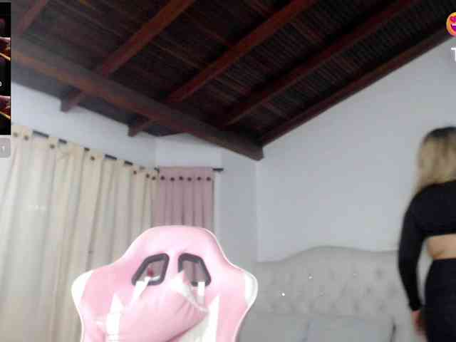 karla-parker webcam