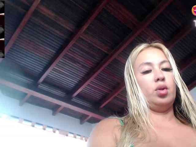 karla-parker webcam