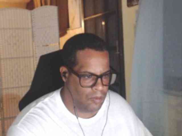 Modesto-1 Live Webcam on BongaCams