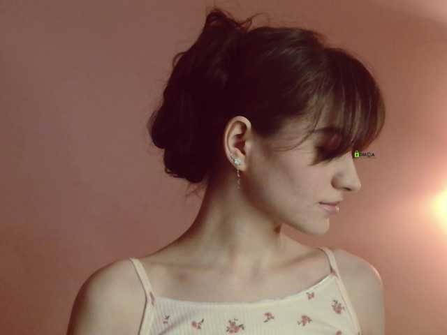 Asya-'s BongaCams show and profile