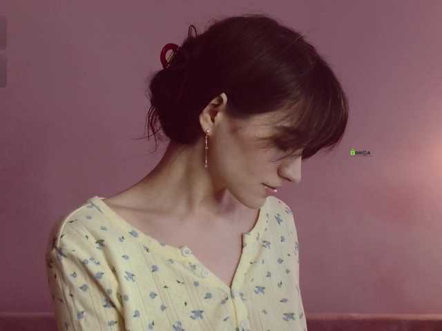 Asya-'s BongaCams show and profile