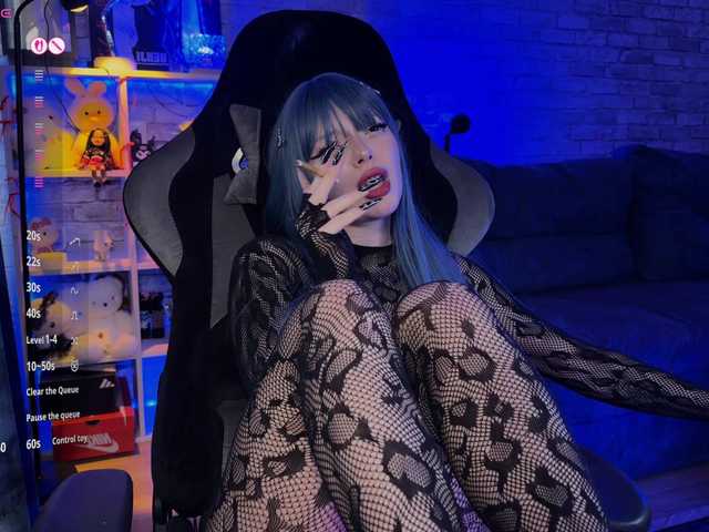 ChilllOut live cam on BongaCams