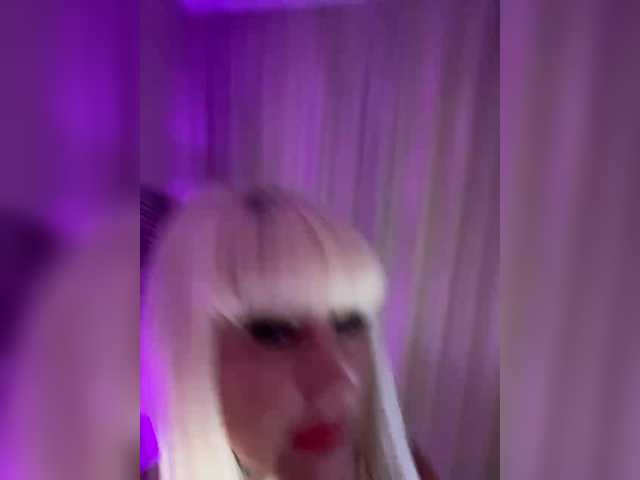 Marta80a live cam on BongaCams