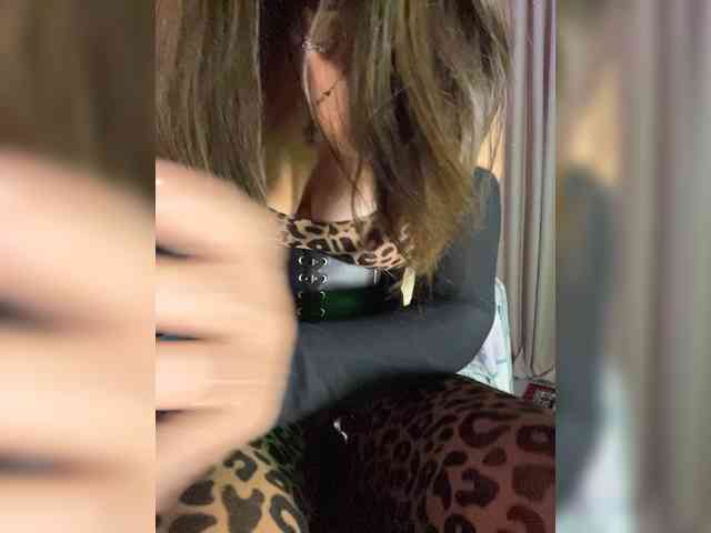 honey_mommy webcam