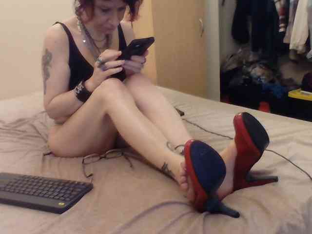 EmpressLilith webcam
