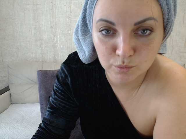 AngelinaCute