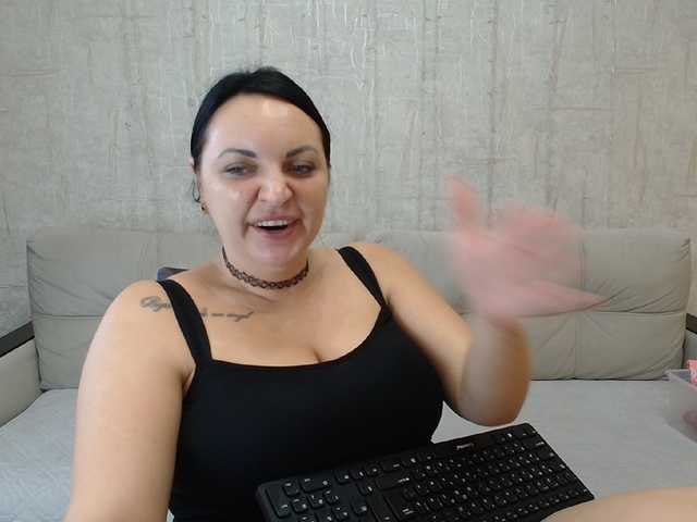 AngelinaCute