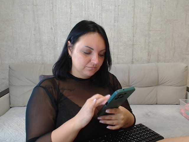 AngelinaCute