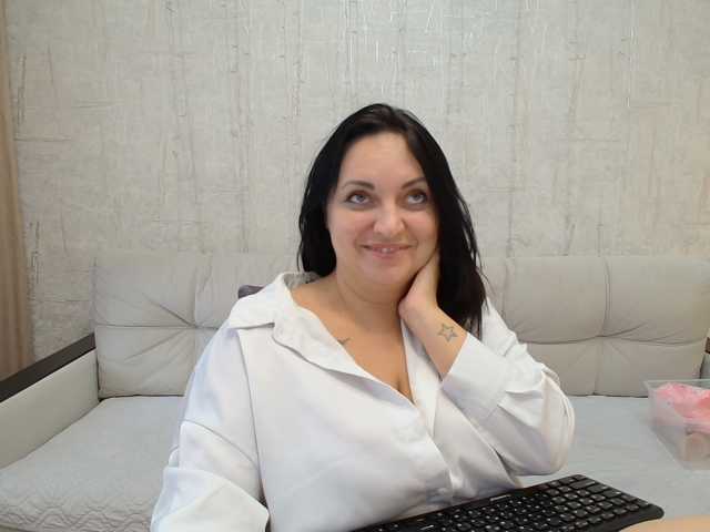 AngelinaCute live cam on BongaCams