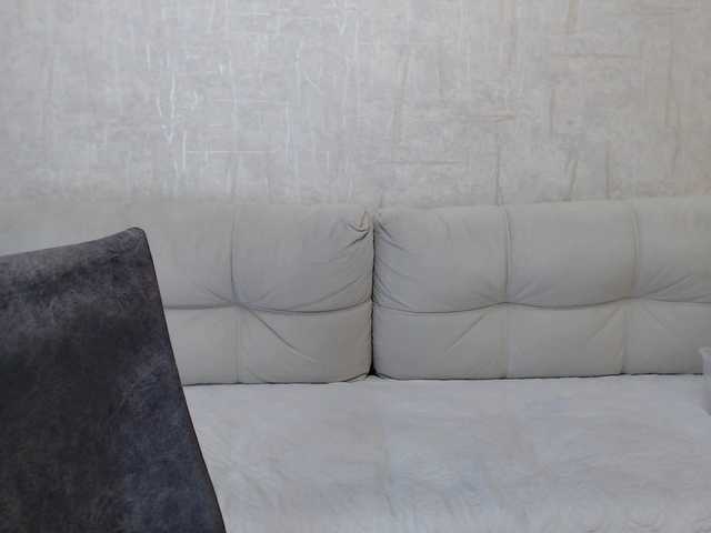 AngelinaCute's BongaCams show and profile