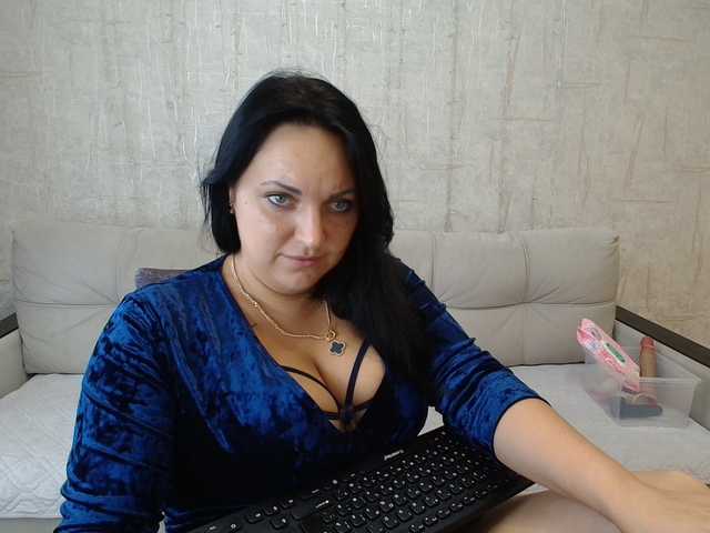 AngelinaCute
