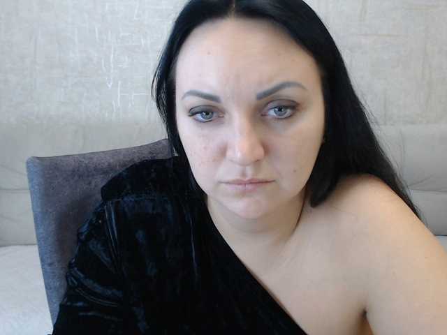 AngelinaCute's BongaCams show and profile