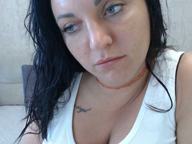 AngelinaCute live cam on BongaCams