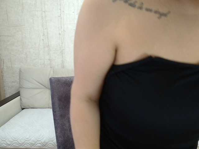 AngelinaCute, en vivo ahora en BongaCams