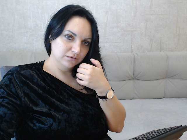 AngelinaCute's BongaCams show and profile