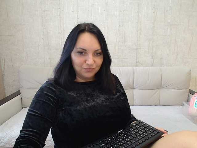 AngelinaCute live cam on BongaCams