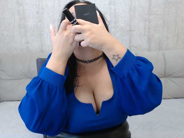 AngelinaCute
