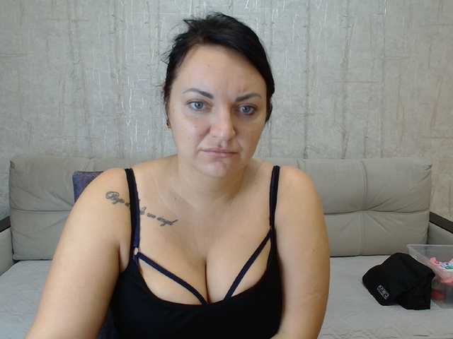 AngelinaCute live cam on BongaCams