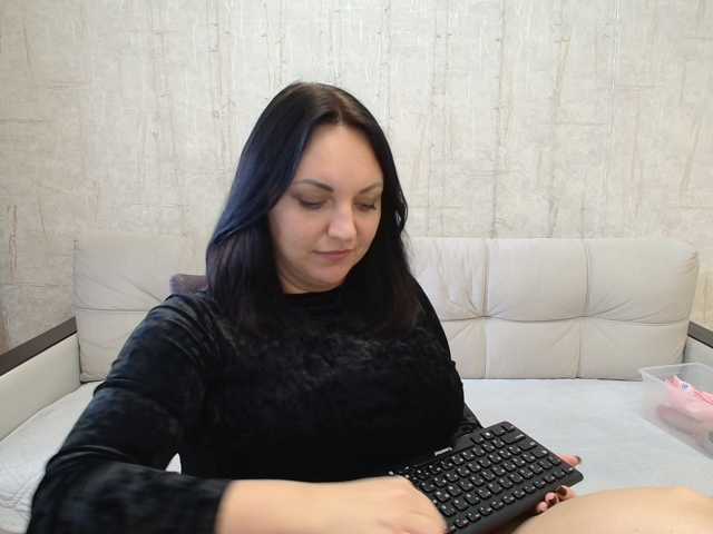 AngelinaCute