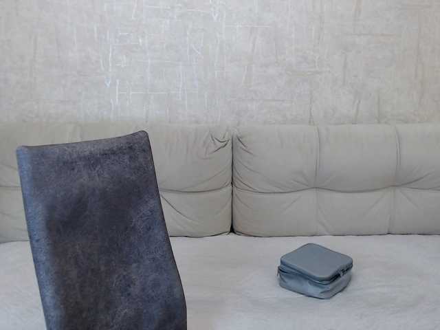 AngelinaCute's BongaCams show and profile