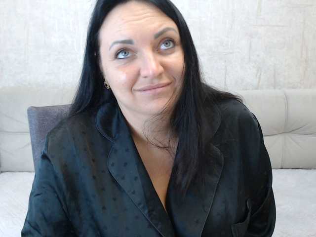AngelinaCute