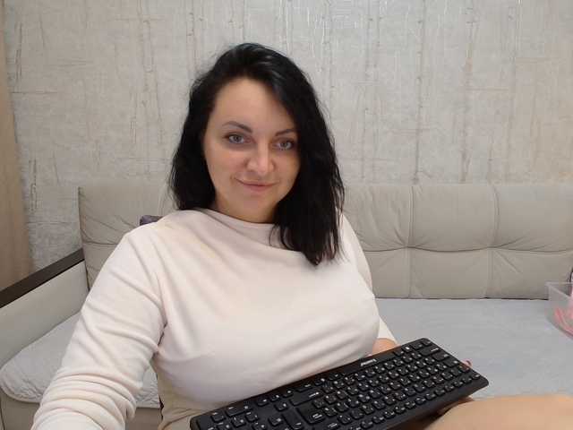 _verrra_ live cam preview