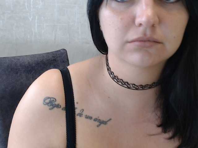 AngelinaCute