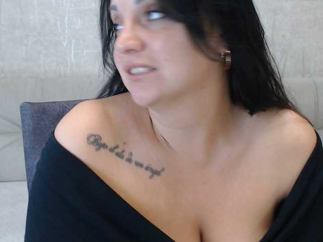 AngelinaCute