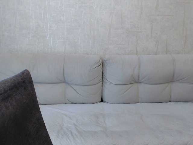 AngelinaCute's BongaCams show and profile