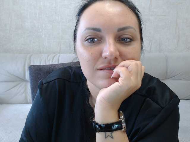 AngelinaCute