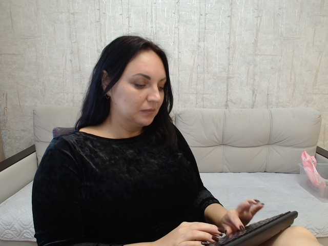 AngelinaCute