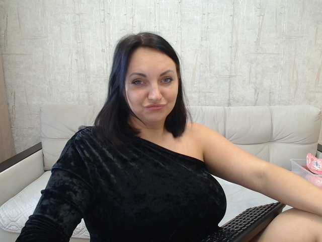 AngelinaCute