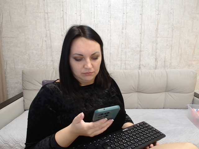 AngelinaCute, en vivo ahora en BongaCams