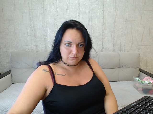 AngelinaCute